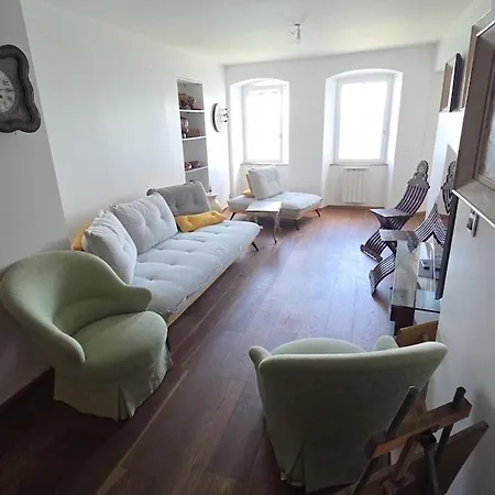 La Karabane De Clément Au Bord Du Apartamento Lugrin